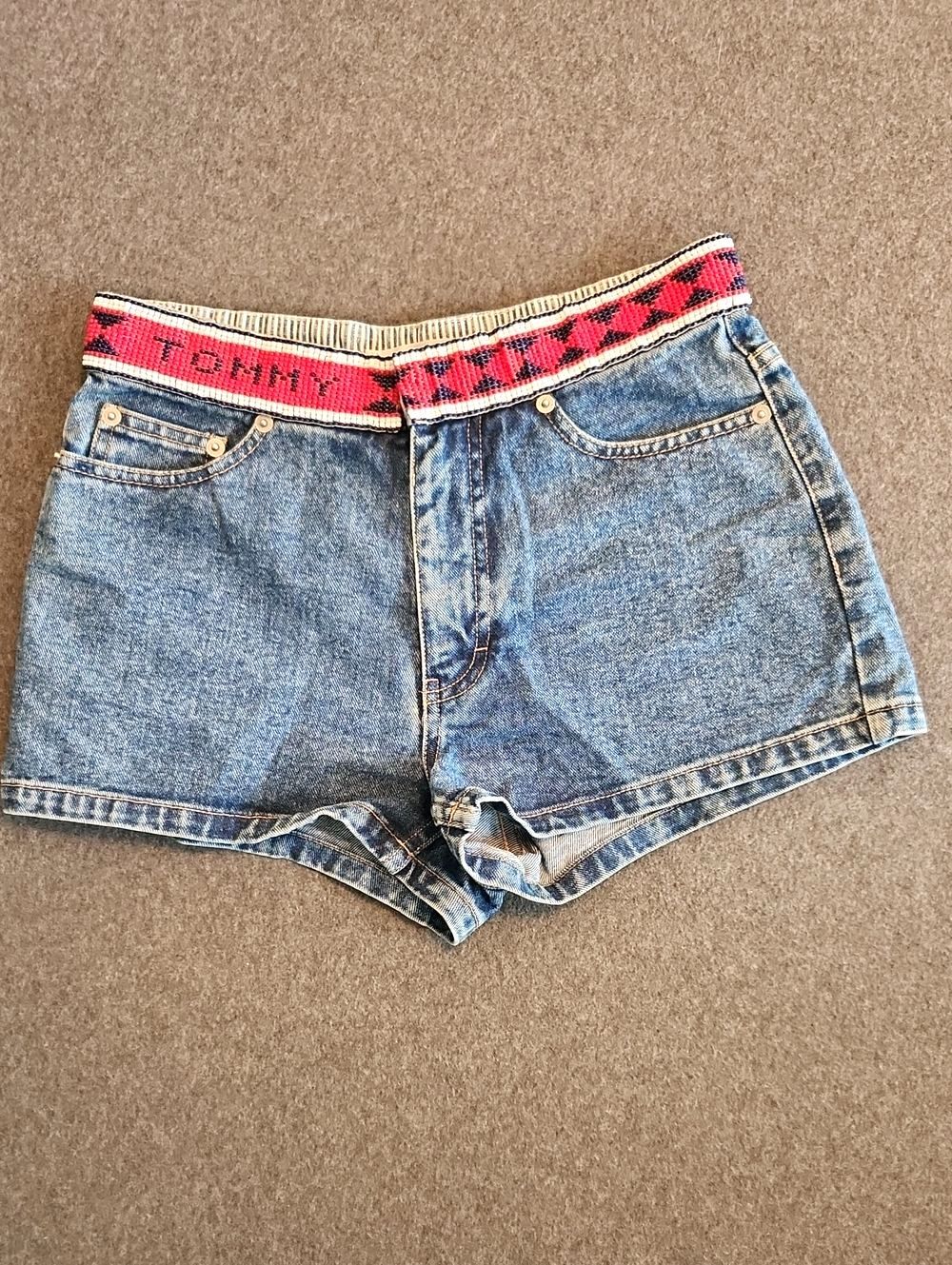 Vintage 90's Tommy Hilfiger Women's Blue Denim Shorts Beaded Waistband Size 2